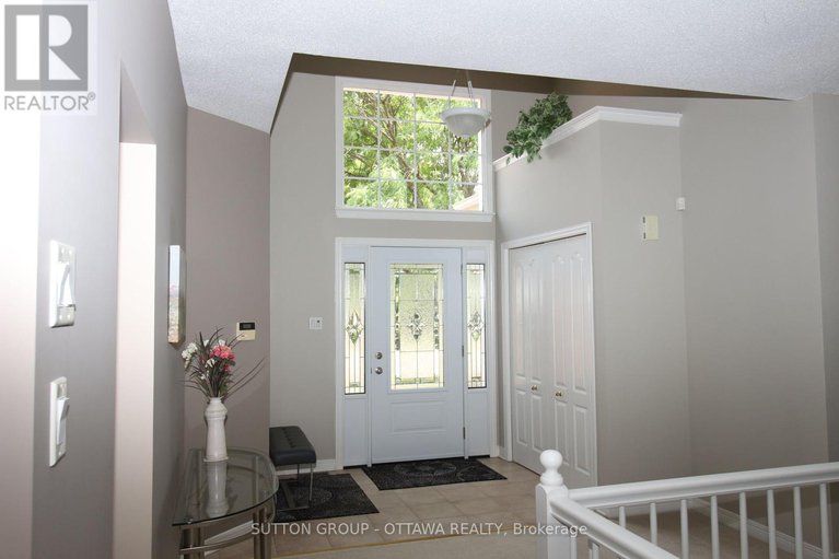 28889685/18-sirocco-crescent/stittsville-north/ottawa/ontario/K2S1Z7_5