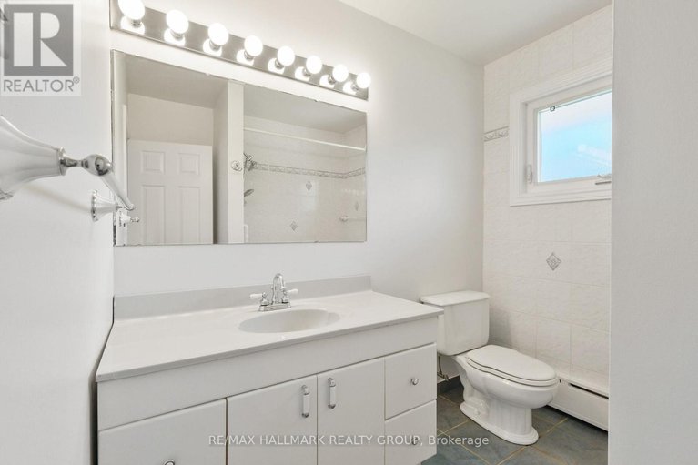 28379046/1399-aurele-street/pineview/ottawa/ontario/K1B3L4_27