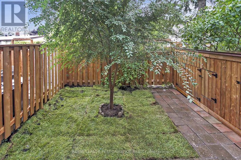 29466817/360-woodfield-drive/tanglewood/ottawa/ontario/K2G3W9_36