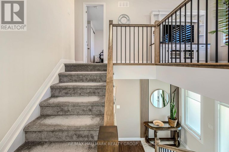 28506453/643-terrier-circle-w/goulbourn-twp-from-franktown-rdsouth-to-rideau/ottawa/ontario/K0A2Z0_21