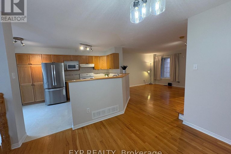 29142305/14-drumso-street/hunt-club-parkgreenboro/ottawa/ontario/K1T3Y2_10