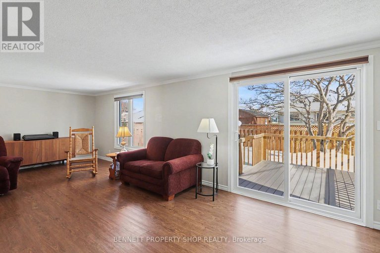 29401594/1503-blackheath-street/bilberry-creekqueenswood-heights/ottawa/ontario/K1E1K6_9