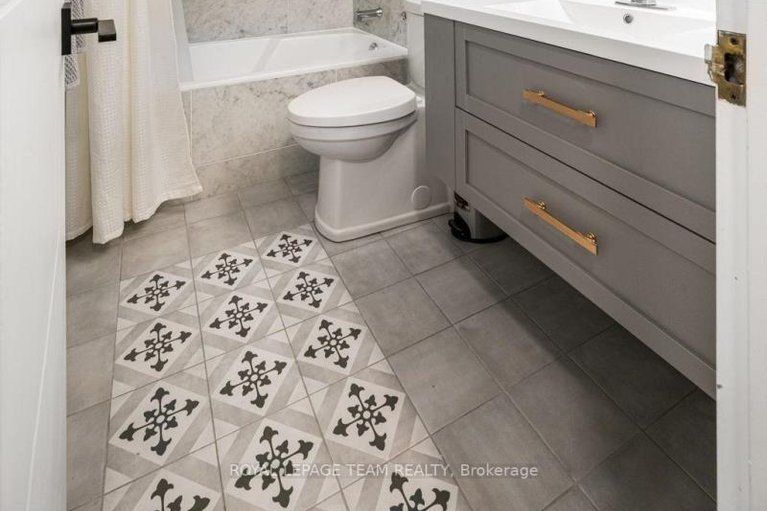 29003191/401-1510-riverside-drive/riverview-park/ottawa/ontario/K1G4X5_18