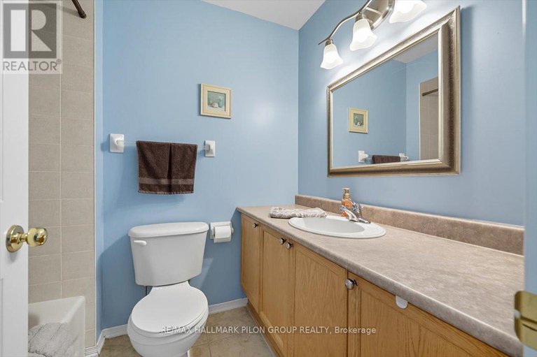 28847182/2064-breezewood-street/springridgeeast-village/ottawa/ontario/K4A4R9_19