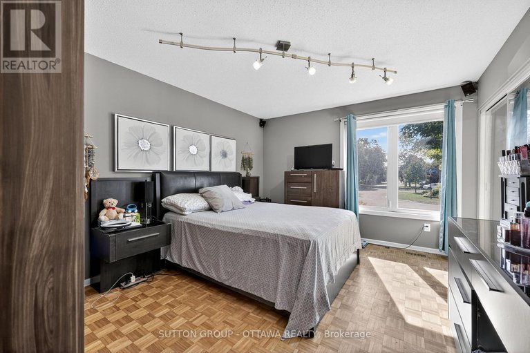 28916928/1000-adley-road-n/carson-grove/ottawa/ontario/K1J8B9_11