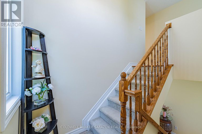 28532595/116-whernside-terrace-w/morgans-grantsouth-march/ottawa/ontario/K2W0C7_22