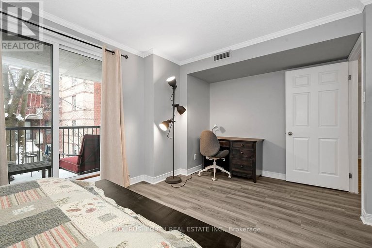 29615589/202-939-north-river-road/overbrook/ottawa/ontario/K1K3V2_18