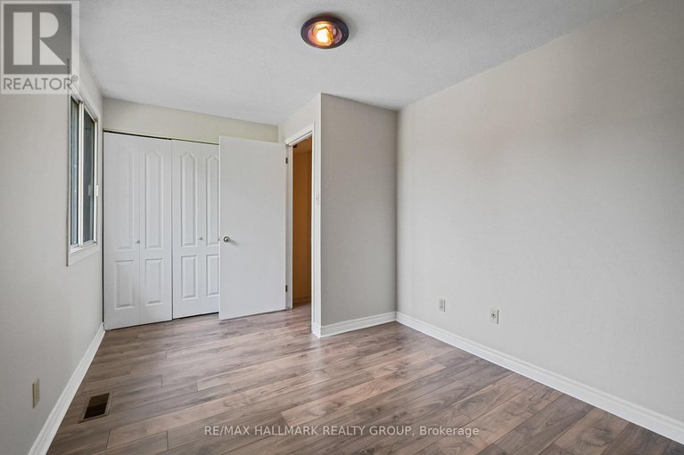 28817902/9-1483-bethamy-lane/beacon-hill-south/ottawa/ontario/K1J8P7_31