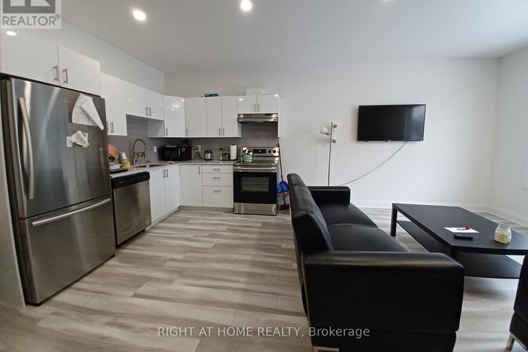 28853615/1558-1562-baseline-road/meadowlandsst-claire-gardens/ottawa/ontario/K2C0B3_5