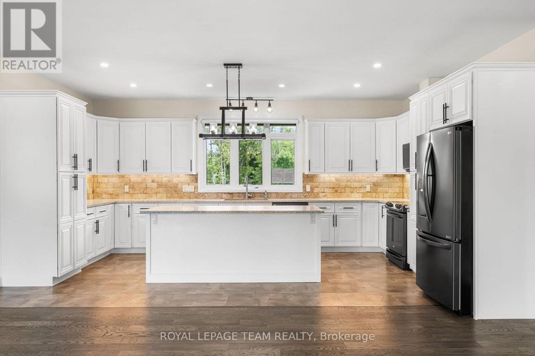 28362636/2500-kearns-way/osgoode-twp-north-of-reg-rd-6/ottawa/ontario/K4P1R9_16