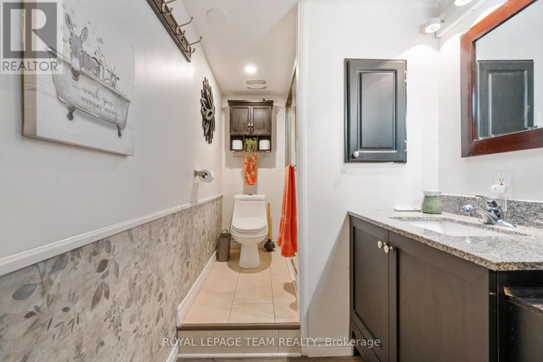 28831346/565-dufferin-street-w/winchester/north-dundas/ontario/K0C2K0_30