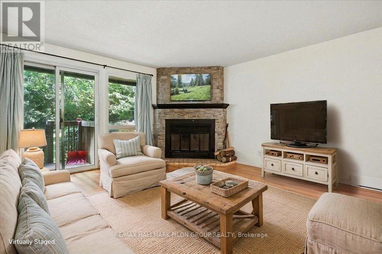 28644852/a-6748-jeanne-darc-boulevard-n/convent-glen-north/ottawa/ontario/K1C6E9_6