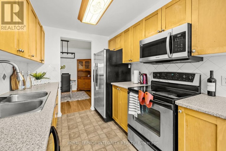 29613819/6383-sablewood-place/chapel-hill/ottawa/ontario/K1C7M3_11