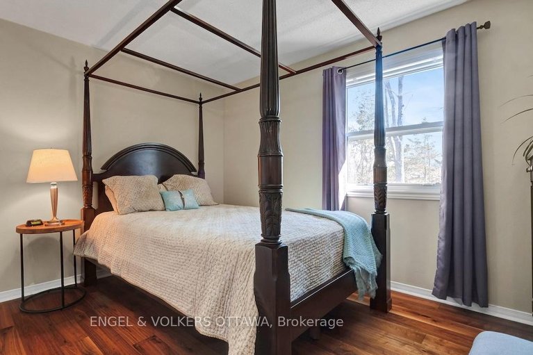 29581812/1263-randboro-crescent/navan/ottawa/ontario/K4B1K7_34