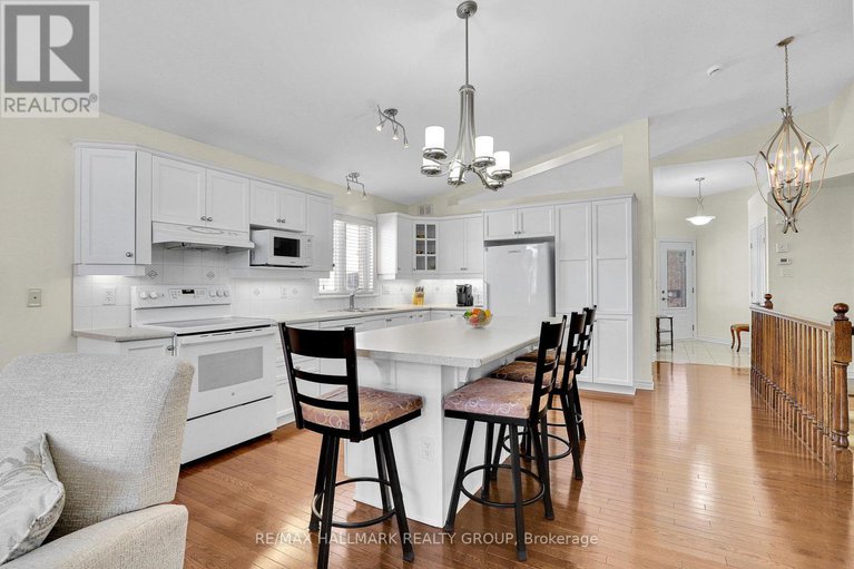 29392516/165-granite-court/emerald-meadowstrailwest/ottawa/ontario/K2M0A3_6