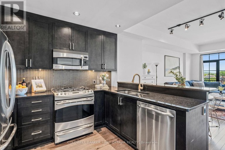 28426797/705-327-breezehill-avenue/west-centre-town/ottawa/ontario/K1Y1R6_14
