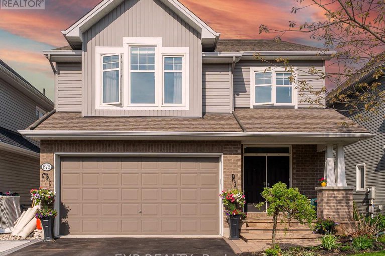 28588518/679-rockrose-way/blossom-parkkemp-parkfindlay-creek/ottawa/ontario/K1T0L7_1