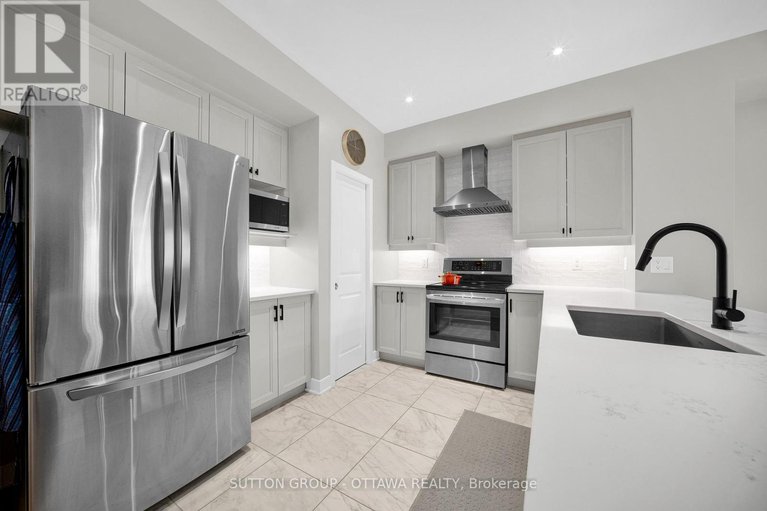 29185050/726-octave-grove/riverside-southgloucester-glen/ottawa/ontario/K1X0C7_13