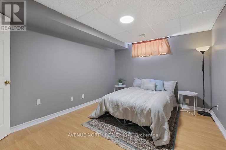 28782241/59-splinter-crescent/fairfield-heights/ottawa/ontario/K2B1B3_36