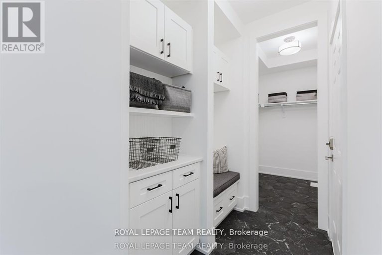 29028721/919-finescale-way/half-moon-bay/ottawa/ontario/K2J0R5_18