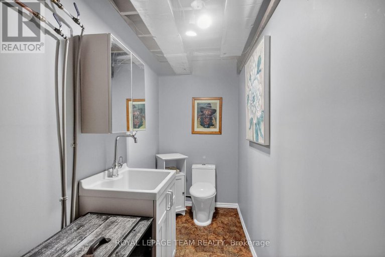 29402323/6291-ottawa-street-w/richmond/ottawa/ontario/K0A2Z0_45