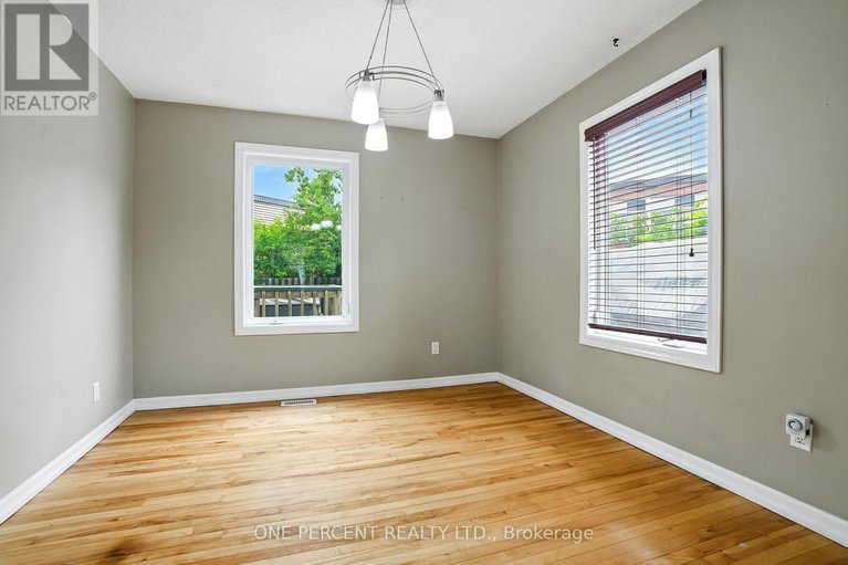 28760661/284-anna-avenue/carlington/ottawa/ontario/K1Z7V6_8
