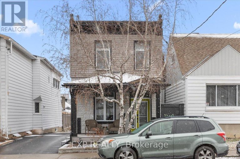 29633378/185-deschamps-avenue/vanier/ottawa/ontario/K1L5Z3_2