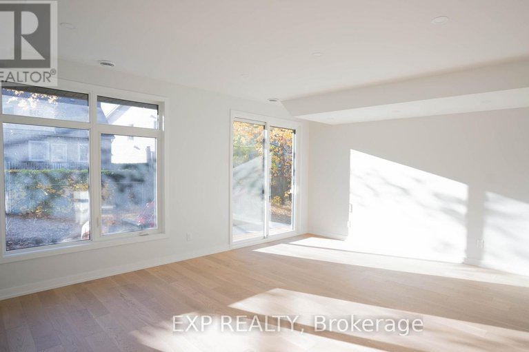 29404644/236-woodroffe-avenue-n/woodroffe/ottawa/ontario/K2A3V4_7