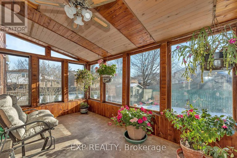 28592981/1309-plante-drive/hunt-clubwestern-community/ottawa/ontario/K1V9Z8_31
