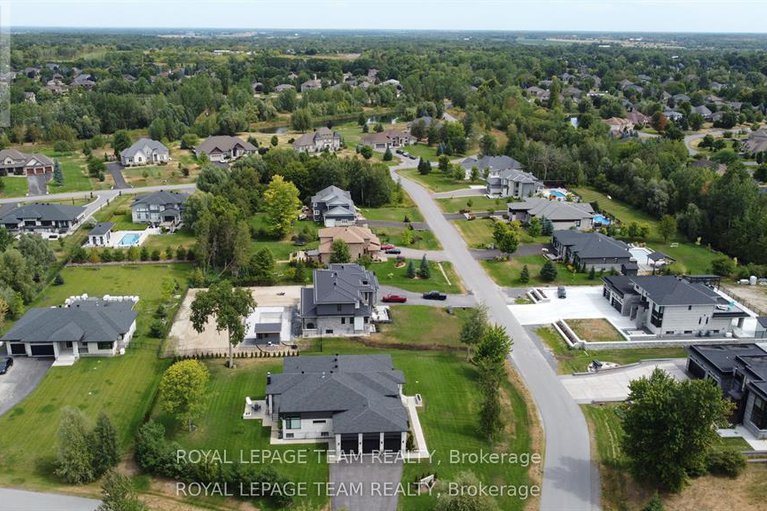 29148930/6865-pebble-trail-way/greely/ottawa/ontario/K4P0B7_50