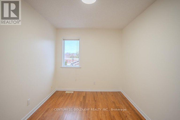 29137648/4-schoolhouse-private/lindenlea/ottawa/ontario/K1M2J5_19