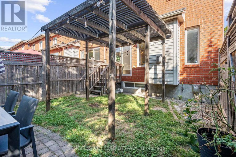 28880746/287-meilleur-private/vanier/ottawa/ontario/K1L0A2_33