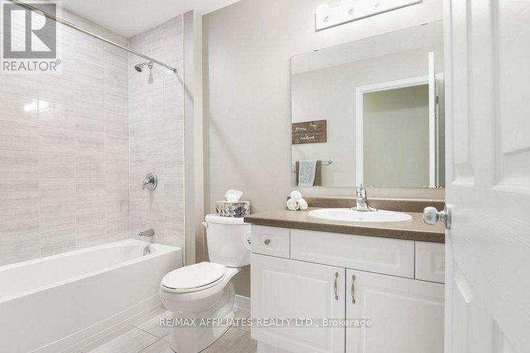 28576787/80-riddell-street/carleton-place/ontario/K7C0J8_28