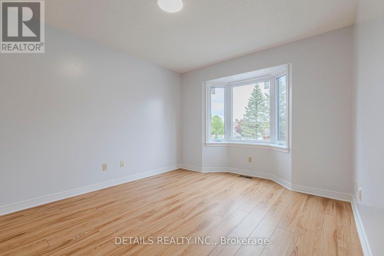 28436731/32-winnegreen-court-w/hunt-club-park/ottawa/ontario/K1G5S2_23