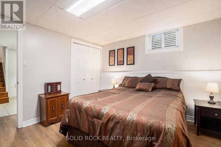 28943108/2278-russland-road-e/russell-twp/russell/ontario/K0A3H0_15