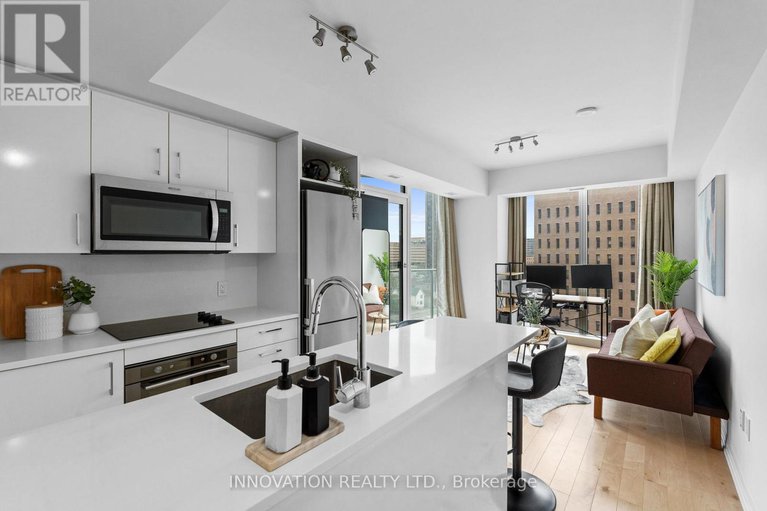 28527164/701-805-carling-avenue/west-centre-town/ottawa/ontario/K1S5W9_6