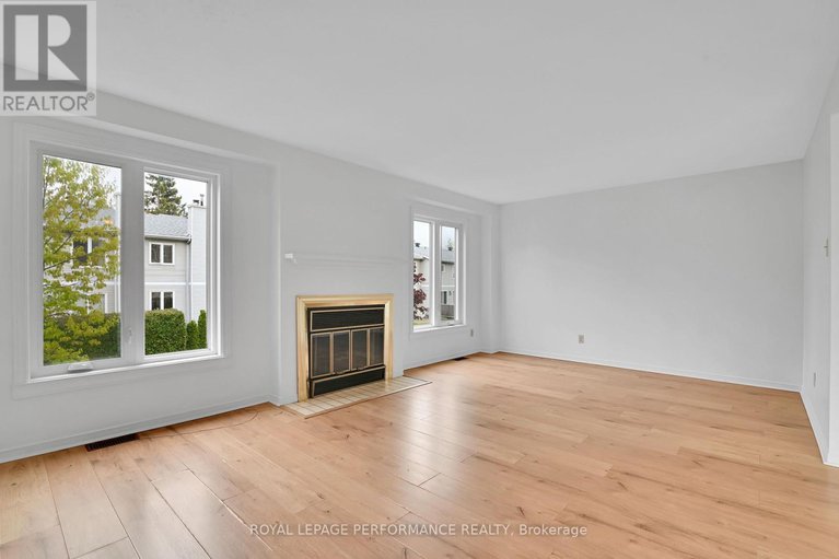 28371665/17-1838-summerfields-crescent/chapel-hill/ottawa/ontario/K1C7B7_12