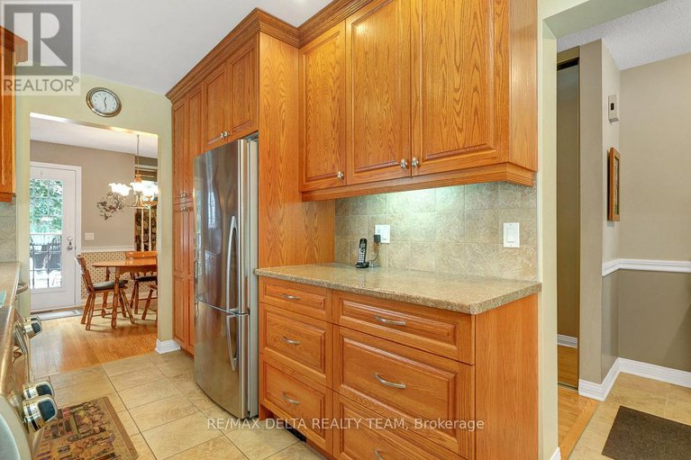 28636834/6383-st-louis-drive/hiawatha-parkconvent-glen/ottawa/ontario/K1C2X9_19