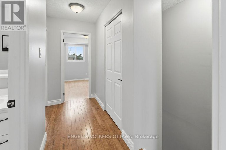 29303302/3-glencoe-street/arlington-woods/ottawa/ontario/K2H8S5_21