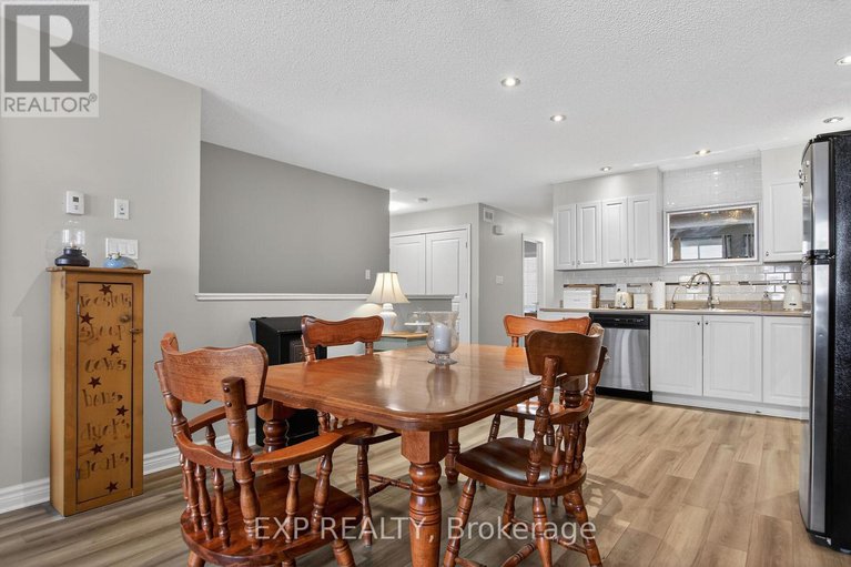 29209594/318-finner-court/almonte/mississippi-mills/ontario/K0A1A0_13