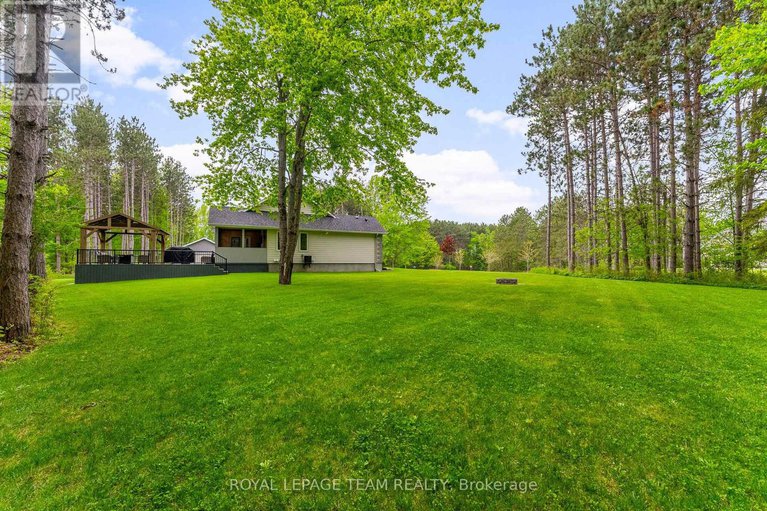 28475970/108-royal-troon-lane/dunrobin-shores/ottawa/ontario/K0A1T0_45