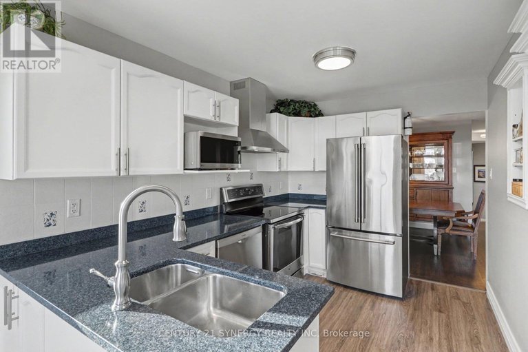 29467207/129-ludlowe-street/fallingbrookgardenway-south/ottawa/ontario/K4A5C2_16