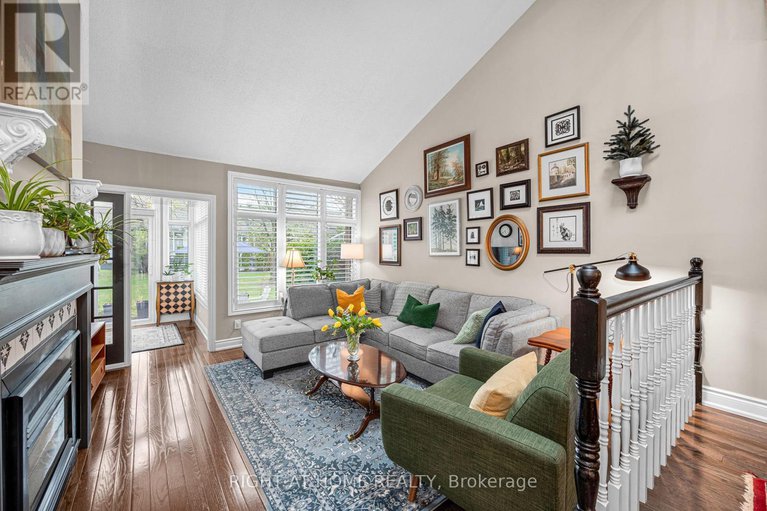 28485153/54-innesbrook-court/stittsville-central/ottawa/ontario/K2S1C7_19