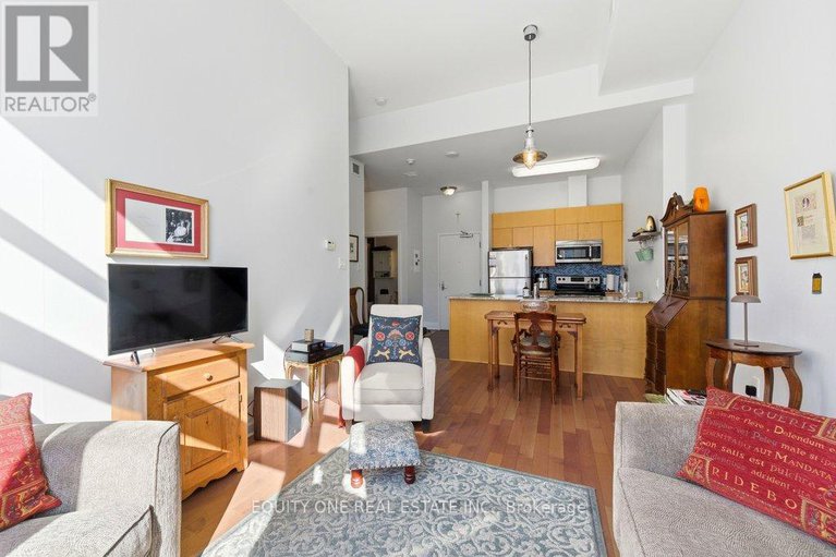 29424820/105-90-landry-street/vanier/ottawa/ontario/K1L0A9_20