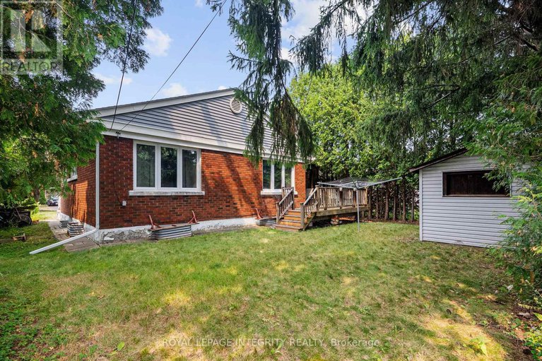 29105965/2158-bel-air-drive/bel-air-park/ottawa/ontario/K2C0X3_33