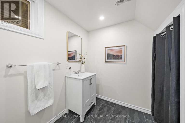 29661611/14-ferguson-street/kemptville/north-grenville/ontario/K0G1J0_39