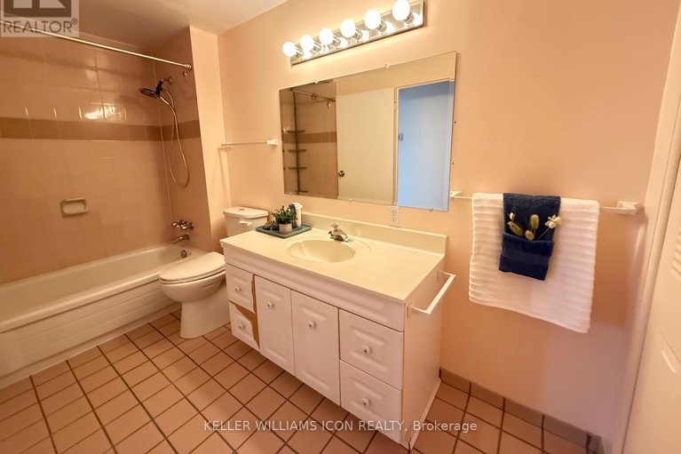 29207629/702-960-teron-road/beaverbrook/ottawa/ontario/K2K2B6_29