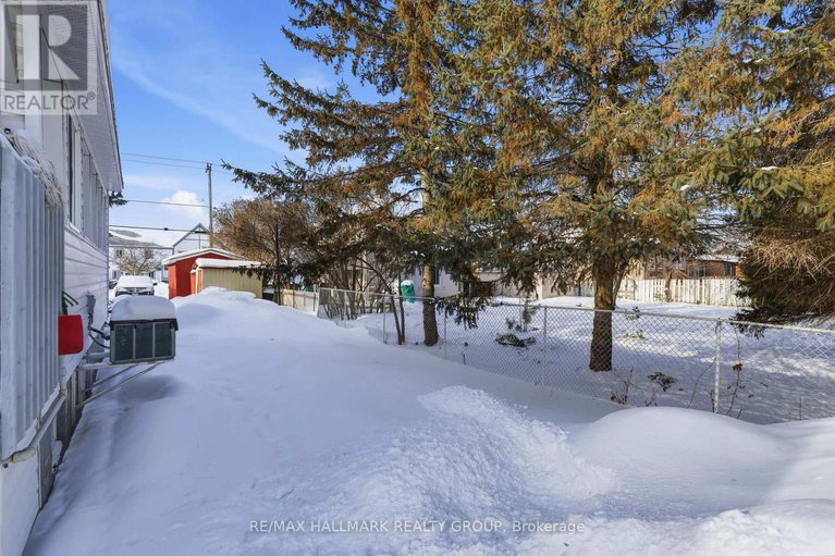 29286684/521-nelson-street-w/hawkesbury/ontario/K6A2K3_31