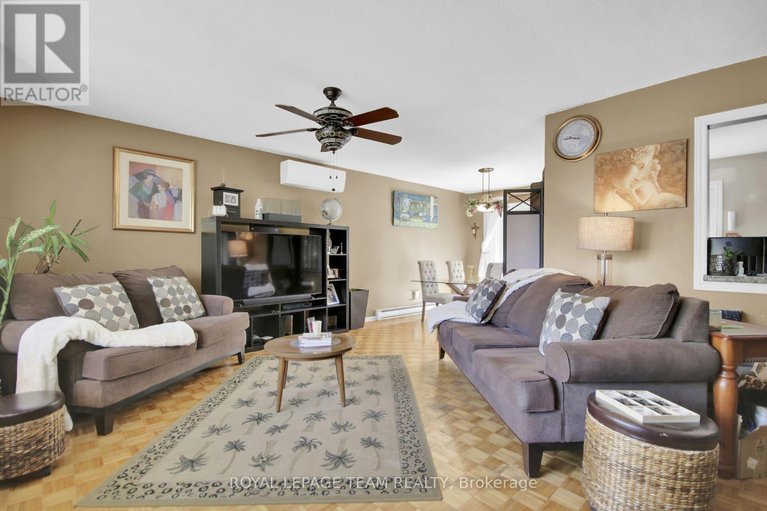 29043219/64-owlshead-road/munster/ottawa/ontario/K0A3P0_5