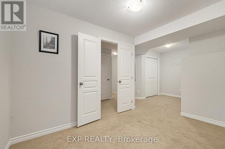 28570679/274-pembina-private/riverside-southgloucester-glen/ottawa/ontario/K4M0G7_25